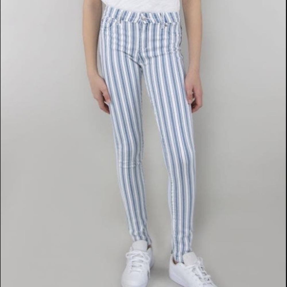 TRACTR mid rise striped skinny jeans sz 10 EUC
